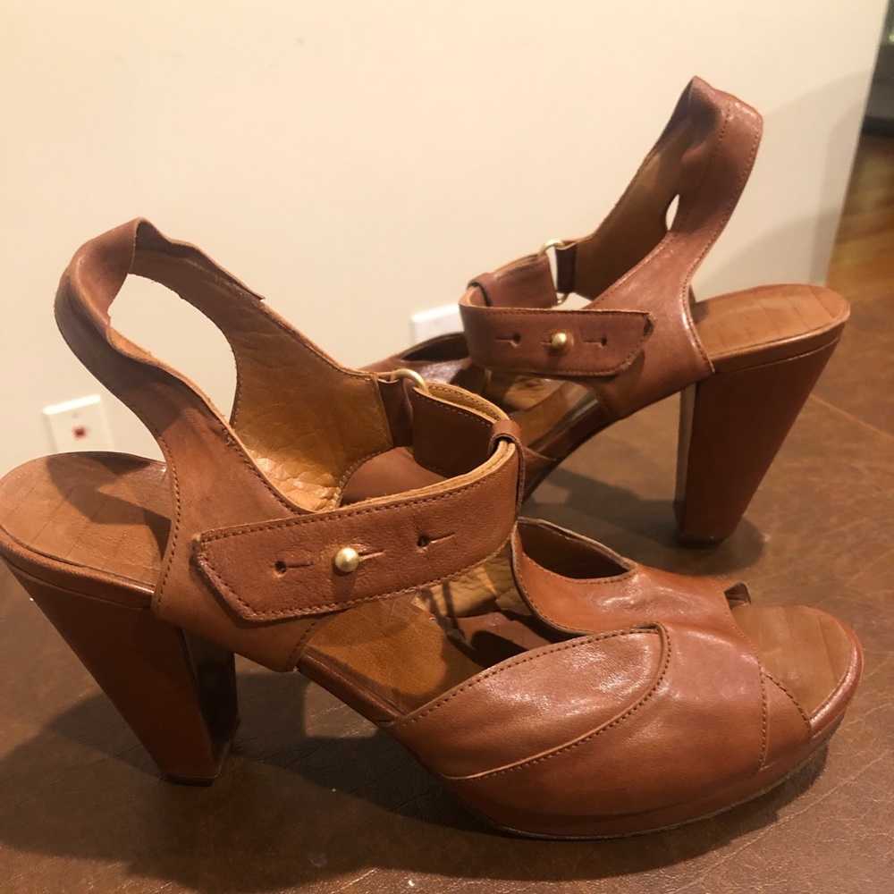 Chie Mihara sandals